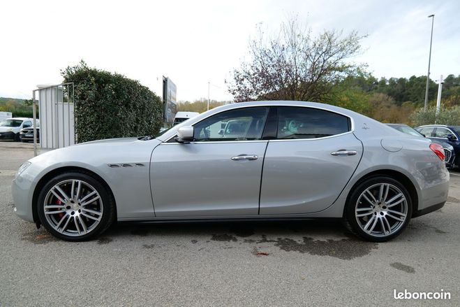Maserati Ghibli iii 3.0 v6 275 ch diesel toit ovrt Gris de 2015