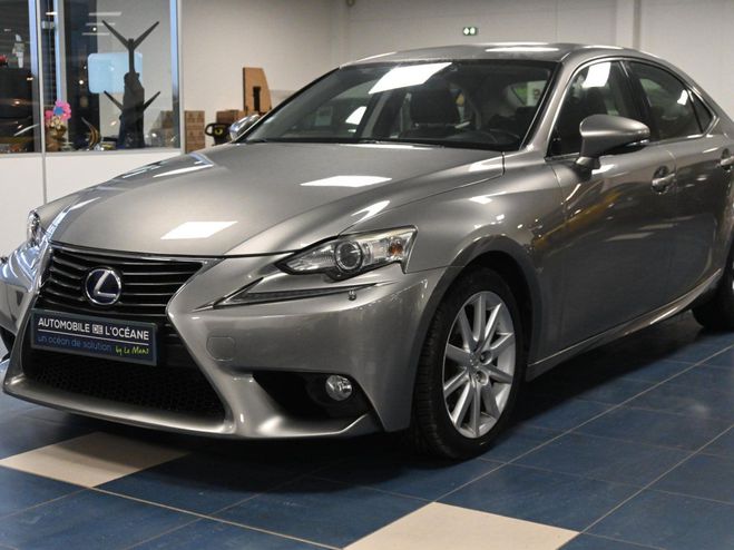 Cliquer pour voir la photo suivante Lexus IS 300h GRIS CLAIR de 2014