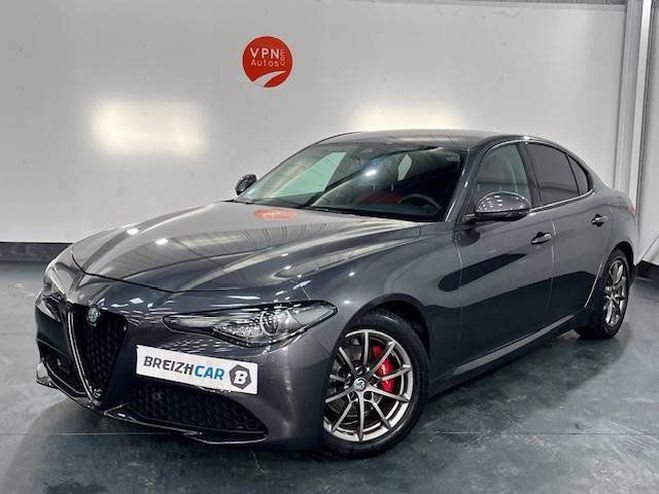 Cliquer pour voir la photo suivante Alfa romeo Giulia 2.2 JTD 180ch Super AT8 GRIS F de 2016