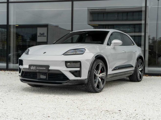 Cliquer pour voir la photo suivante Porsche Macan Turbo Burmester HeadUp 360° RearAxle Ste Gris ICE GREY de