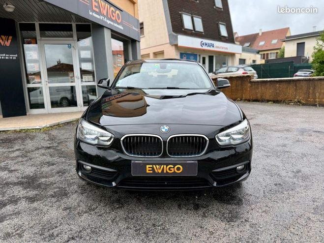 BMW Serie 1 1.5 118 i 135 lounge black panel siges  Noir de 2019