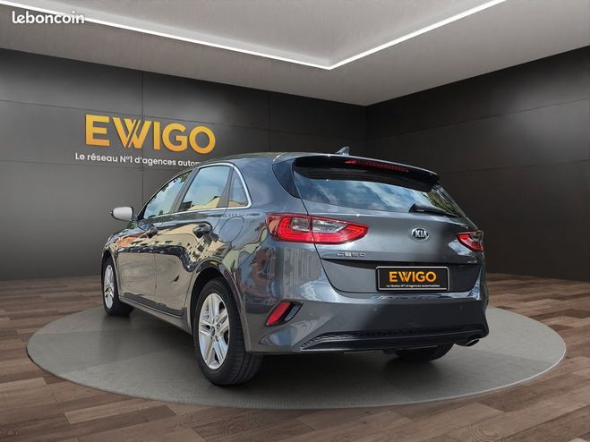 Kia Ceed d Ceed 1.0 t-gdi 120 active isg garantie Gris de 2019