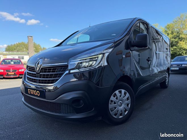 Cliquer pour voir la photo suivante Renault Trafic combi 2.0l dci 120ch l2 life 9 places ph Noir de 2019