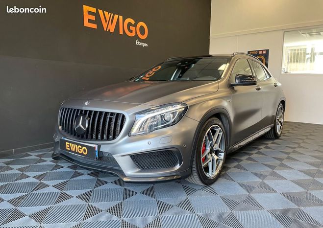 Cliquer pour voir la photo suivante Mercedes Classe GLA Classe 45 amg 381ch toit ouvrant gris de Gris de 2016