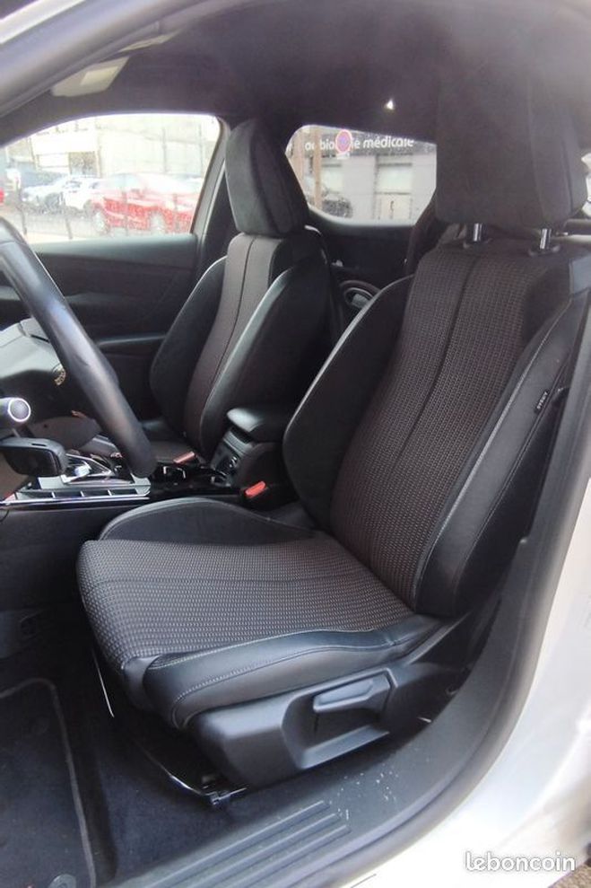 Citroen DS 3 CROSSBACK automobiles e-tense 136ch 50 Blanc de 2020