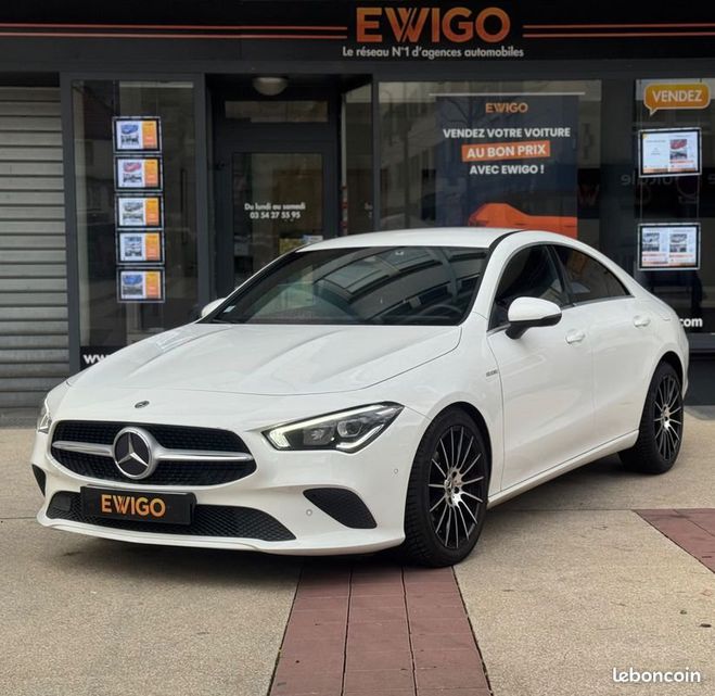 Cliquer pour voir la photo suivante Mercedes Classe CLA Classe coupe 1.5 180d 116 progressive li Blanc de 2019