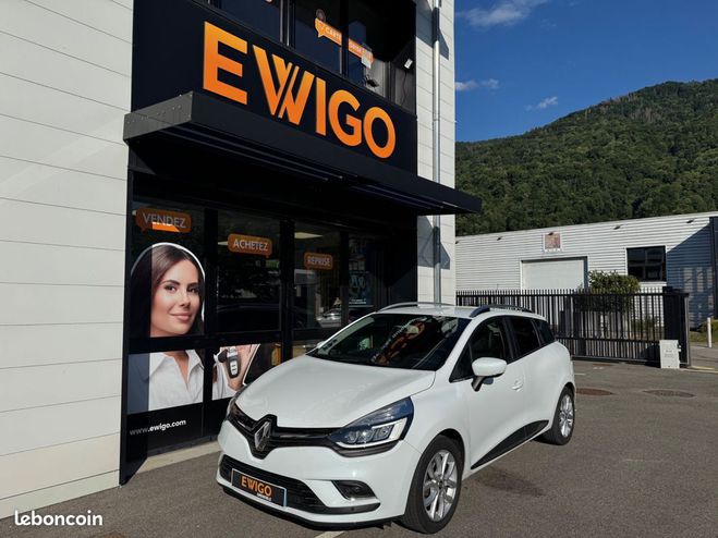 Cliquer pour voir la photo suivante Renault Clio estate 1,2tce 120ch intens attelage ca Blanc de 2017