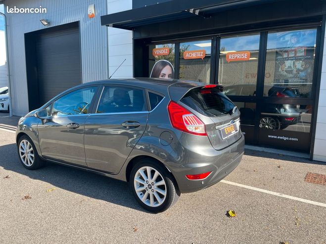 Ford Fiesta 1.0 ecoboost 100ch titanium 1ere main    Gris de 2016