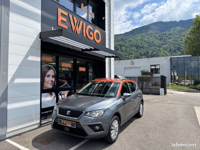 Cliquer pour voir la photo suivante Seat Arona 1.0 eco tsi 95ch xcellence apple carplay Gris de 2018