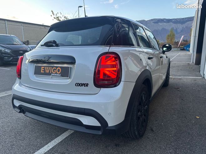 Mini Mini 5 portes cooper 1.5l 135ch toit ouvant a Blanc de 2023