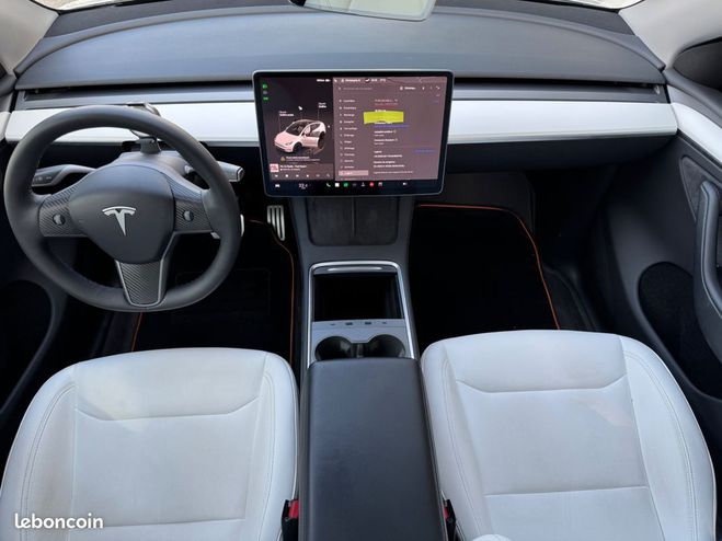 Tesla Model Y 515ch 75kwh performance autopilot eap    Blanc de 2023