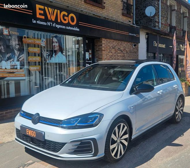 Cliquer pour voir la photo suivante Volkswagen Golf gte 204ch hybrid toit panoramique carpla Blanc de 2018