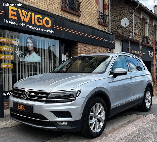 Cliquer pour voir la photo suivante Volkswagen Tiguan 2.0 tdi 150 active dsg bva Gris de 2020