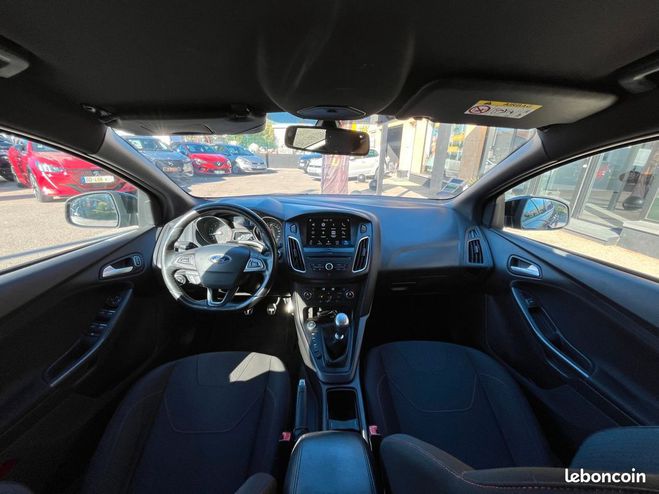 Ford Focus iii 1.0 ecoboost 125ch stop & start st-l Noir de 2017