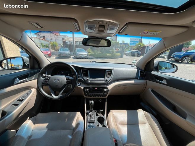 Hyundai Tucson iii 1.7 crdi 141ch executive 2wd dct-7 Gris de 2017