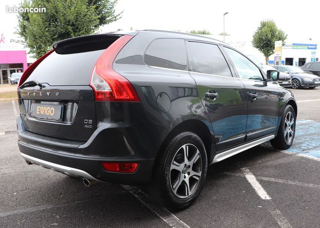 Volvo XC60 2.4 d5 215 summum awd geartronic bva Gris de 2013