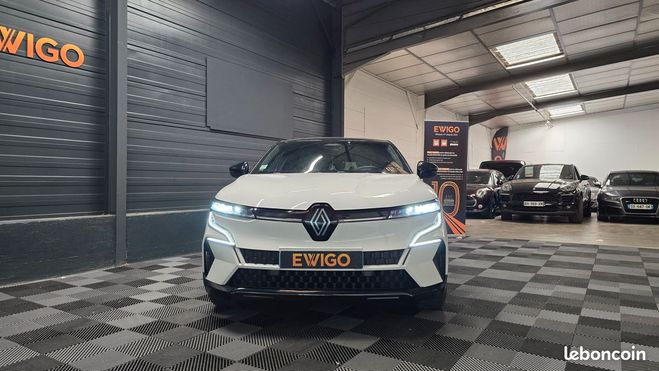 Renault Megane ev60 e-tech electric 220 75ppm 60kwh sup Blanc de 2023