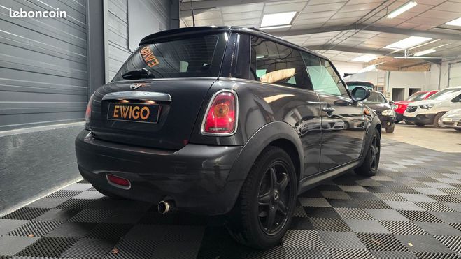 Mini One 1.6 120 cooper bva Gris de 2009