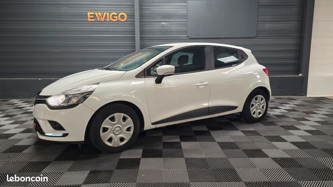 Cliquer pour voir la photo suivante Renault Clio 1.5 dci 75 energy air 5 places courroie Blanc de 2017