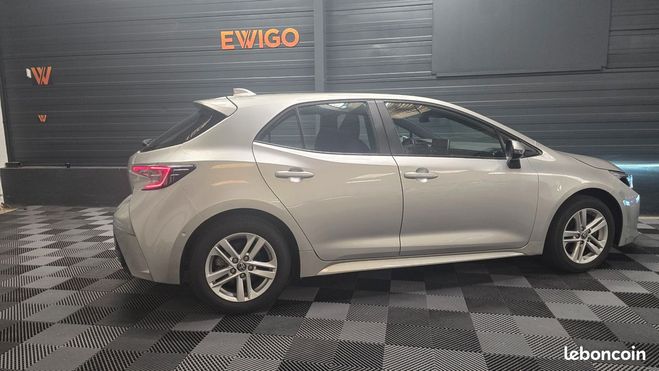 Toyota Corolla 2.0 180h 155 hybrid full-hybrid dynamic  Gris de 2022