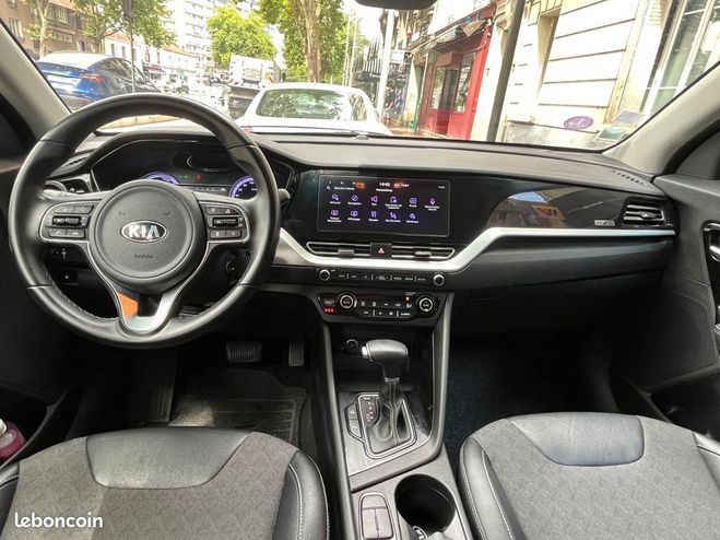 Kia Niro 1.6 gdi 141h 105 hybrid hev 1.3kwh activ Gris de 2021
