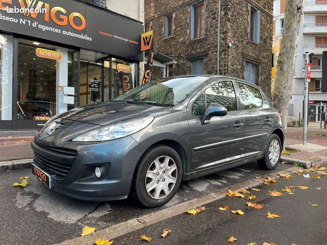 Cliquer pour voir la photo suivante Peugeot 207 1.4 75 active Gris de 2014