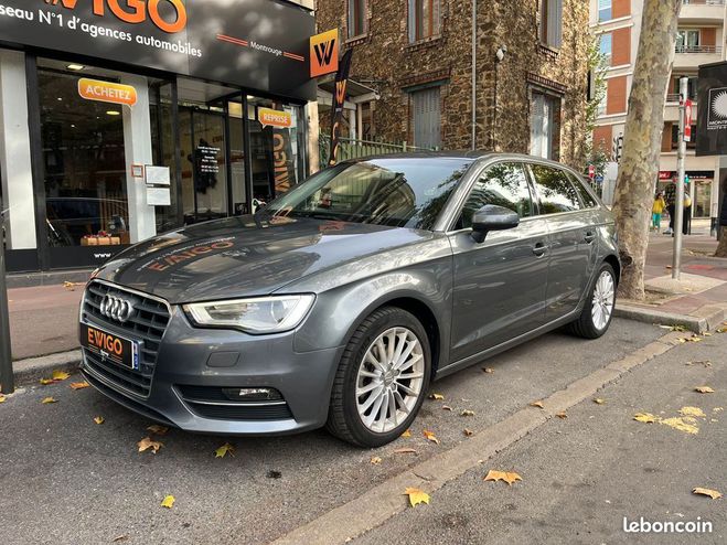 Cliquer pour voir la photo suivante Audi A3 Sportback 1.4 cod tfsi 150 ultra ambient Gris de 2015