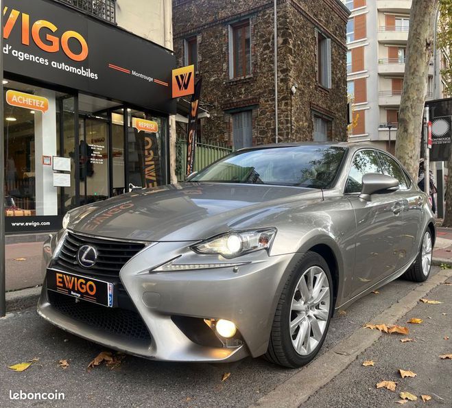 Cliquer pour voir la photo suivante Lexus IS 2.5 300 h 223h 180 hev 1.6kwh pack bva Gris de 2014