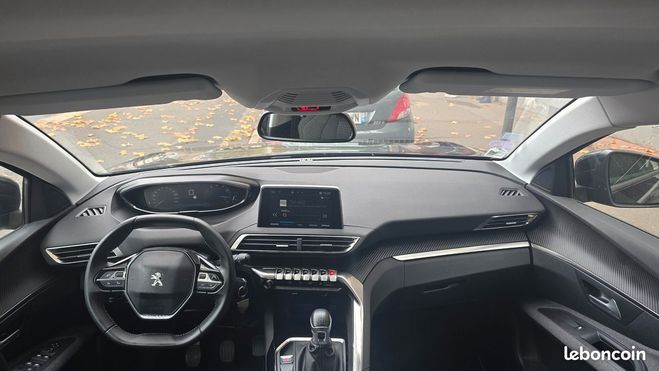 Peugeot 3008 generation-ii 1.2 puretech 130ch s&s act Noir de 2020