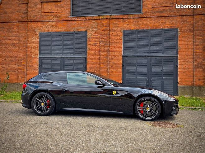 Ferrari FF v12 6.3 660 ch ligne sport capristo Noir de 2011