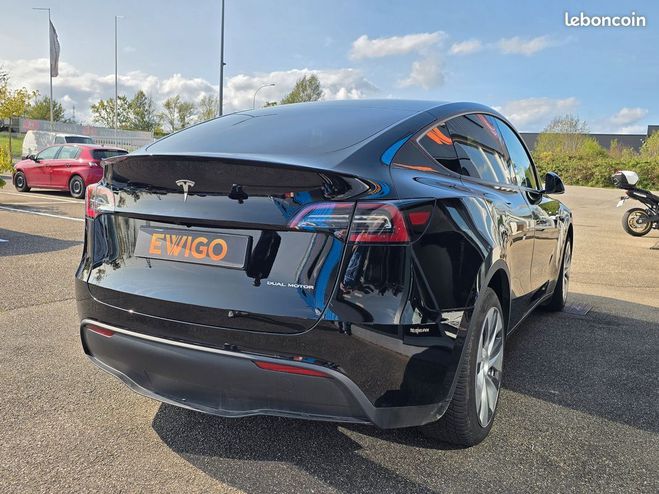Tesla Model Y long range dual motor awd attelage-immat Noir de 2024