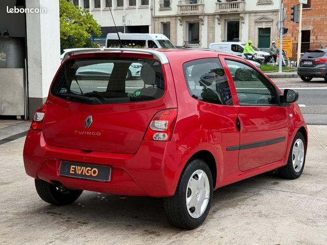 Renault Twingo 1.2 75 authentique eco2   1ere main dist Rouge de 2011