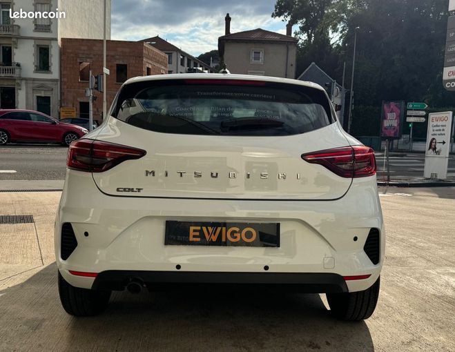 Mitsubishi Colt viii 1.0 mpi 67 invit   1re main carpla Blanc de 2024