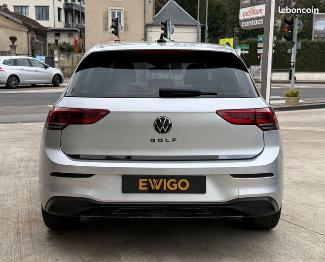 Volkswagen Golf viii 1.0 etsi 110 life business 1st   ca Gris de 2021