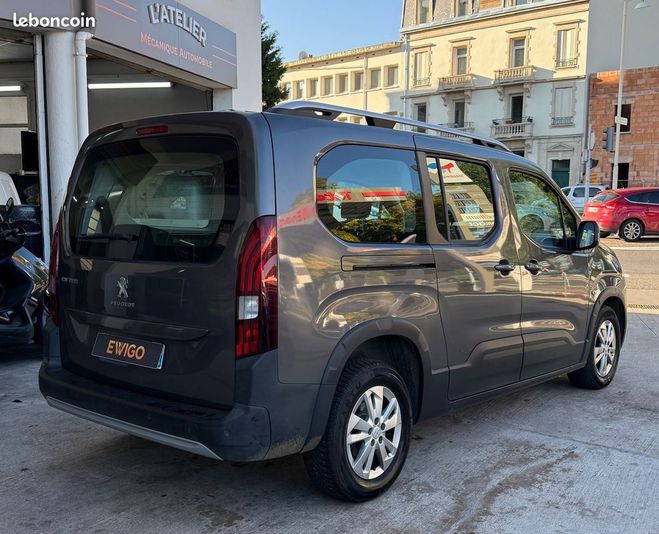 Peugeot Rifter long 1.5 bluehdi 100 allure 7pl   carpla Gris de 2020