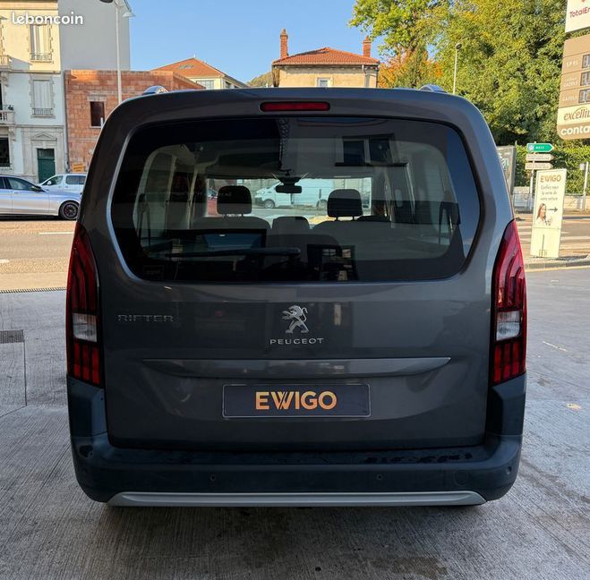 Peugeot Rifter long 1.5 bluehdi 100 allure 7pl   carpla Gris de 2020