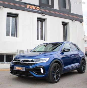  Voir détails -Volkswagen T Roc r tsi 300 4motion toit ouvrant jantes no à Nmes (30)