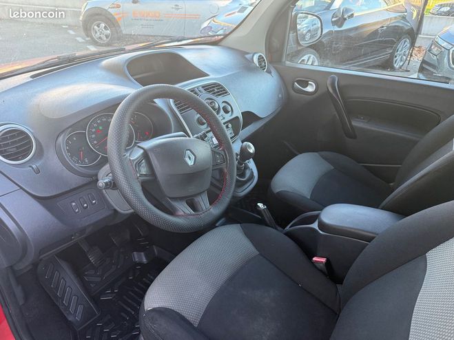 Renault Kangoo combi 1.2 tce 115 energy zen 5 places Rouge de 2017