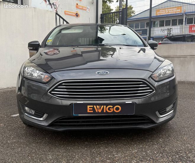 Ford Focus 1.5 tdci 120ch titanium bva entretien co Gris de 2016