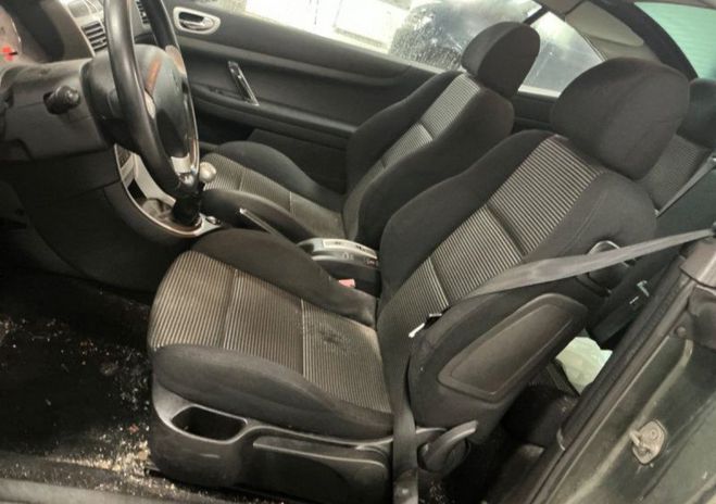 Peugeot 307 CC 1.6 16V PREMIUM Gris F de 2005