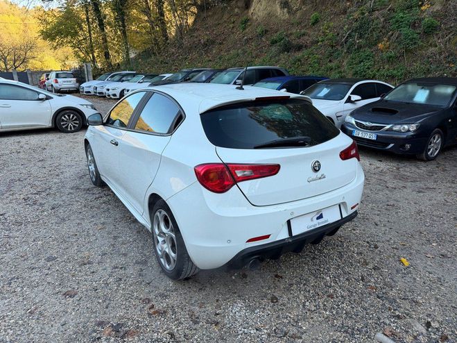 Alfa romeo Giulietta 1.4i TB 170cv Sprint BVA Blanc de 2016