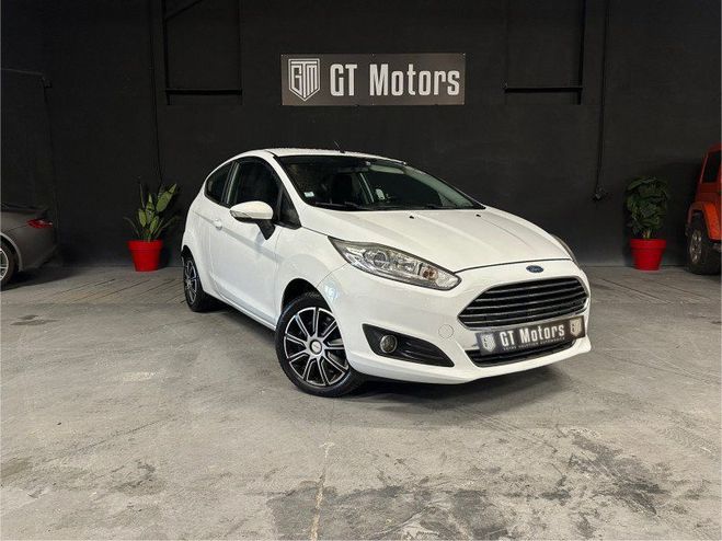 Ford Fiesta 1.25 82CH EDITION 3P Blanc de 2015