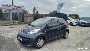  Voir détails -Peugeot 107 1.0 68 URBAN 5P à Linas (91)