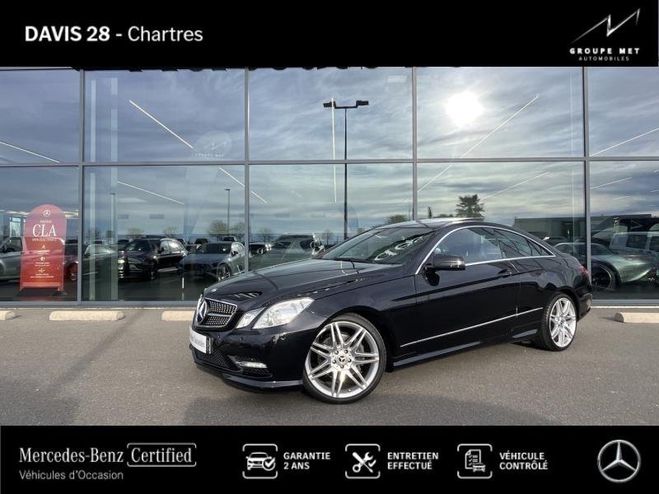 Cliquer pour voir la photo suivante Mercedes Classe E Coupe 250 CDI BE Executive 7GTro Noir Obsidienne de 2012