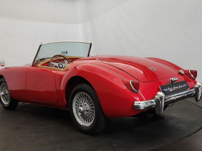 MG MGA A 1500 cabriolet Rouge de 1959