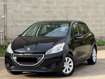  Voir détails -Peugeot 208 1.2 VTi 82CV 5 Portes Anne 01-2014 107. à pinay-sur-Seine (93)