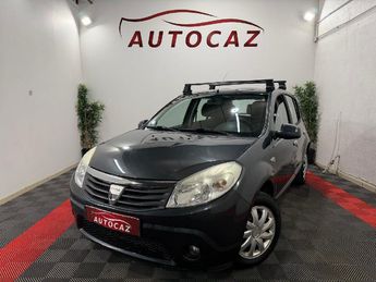  Voir détails -Dacia Sandero 1.6 MPI 90 Laurate *PREMIERE MAIN à Thiers (63)