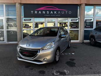  Voir détails -Peugeot 208 1.2 PureTech 82ch BVM5 Style/DISTRI FAIT à Venelles (13)