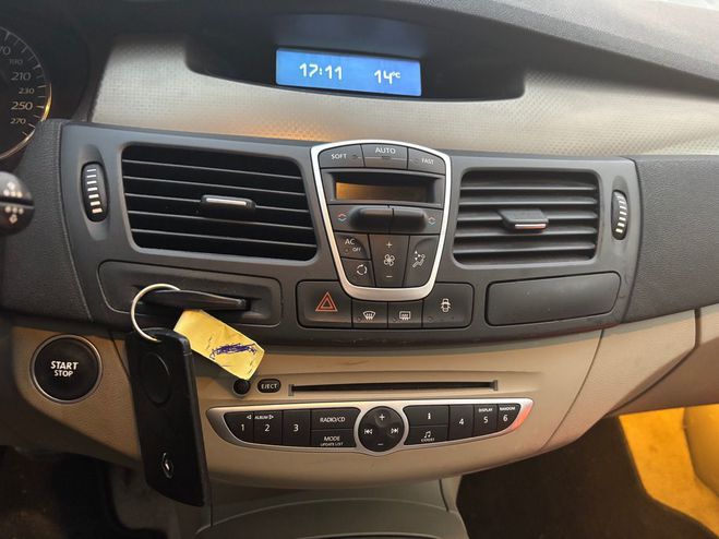 Renault Laguna III 2.0 16V 145 DYNAMIQUE magnifique Gris fonc de 2008