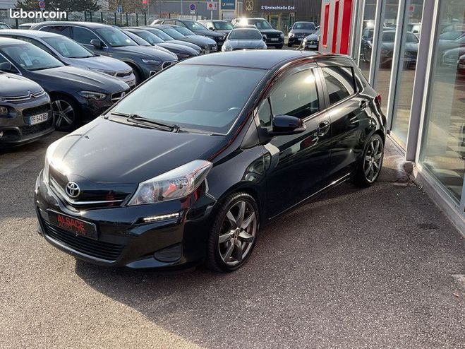 Toyota Yaris 100 VVT-I MILLENIUM 5P Noir de 2012